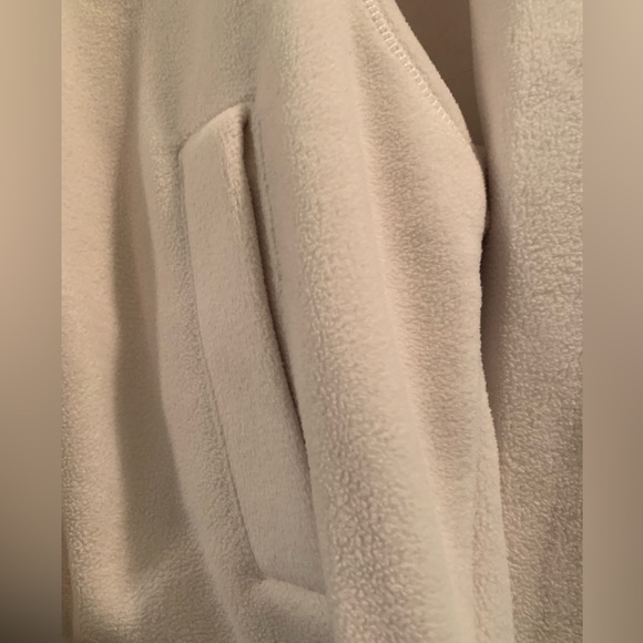 Monob Sweat Top with hoodie. - Picture 3 of 5